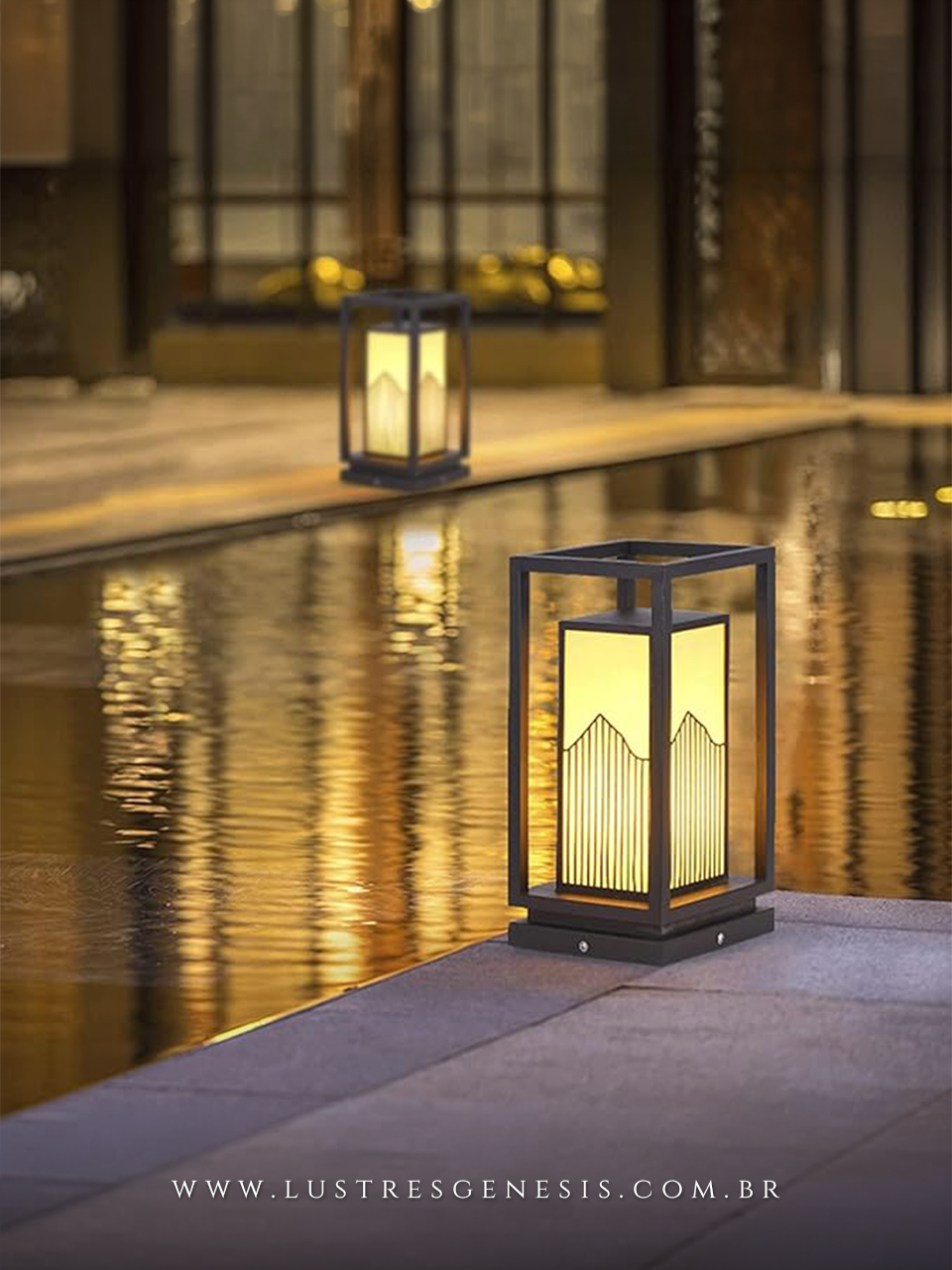 Lanterna de Jardim Oriental com Design Minimalista e Luz Difusa